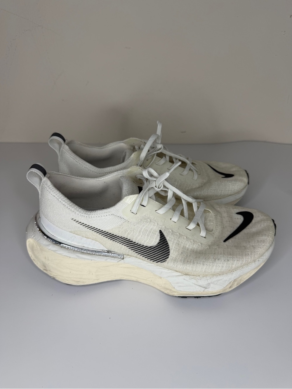Nike ZoomX Invincible Run Flyknit 3 Women’s Size 9.5 White DR2660-102